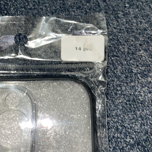 iPhone case - Picture 2 of 4